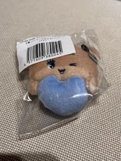 Lil ala mode ファンシーブラックくじ E賞 ハートハグおかおバッジのサムネイル