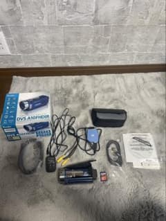 美品 Kenko DVS A10 FHDIR フルハイビジョンビデオカメラ - メルカリ