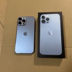iPhone 13Pro MAX 256GB シエラブルー　置き型充電器付き iPhone 13Pro MAX 256GB シエラブルー 置き型充電器付き - メルカリ