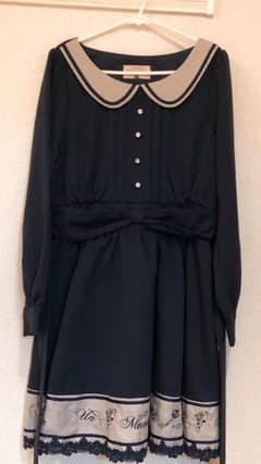axes femme ワンピースのサムネイル