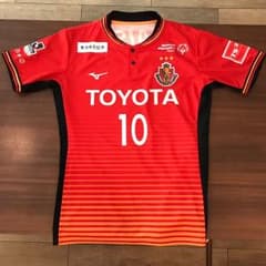 名古屋グランパス 2018ユニフォームのサムネイル