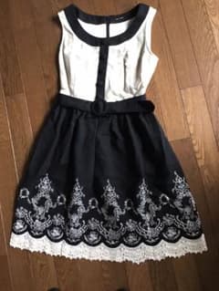 LEST ROSE ワンピースのサムネイル