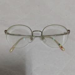 パーソンズ眼鏡のサムネイル