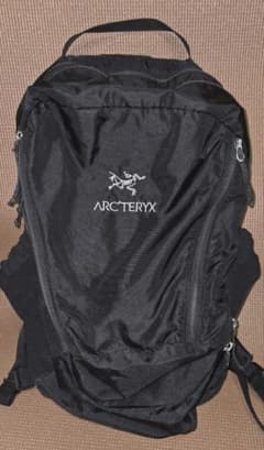廃盤 ARC'TERYX mantis26 バックパック 黒のサムネイル
