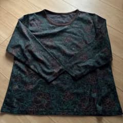 花柄ダークグリーン長袖Tシャツのサムネイル