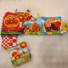 アンパンマン おでかけ布えほん 知育玩具のサムネイル