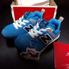 newbalance ニューバランス　15.5センチのサムネイル