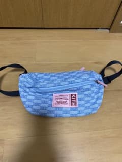 KITHショルダーバッグのサムネイル
