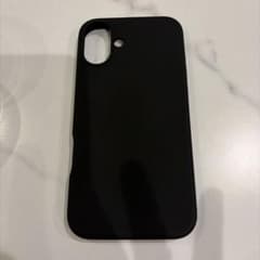 ブラック iPhone16Plus用ケース シンプルのサムネイル