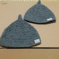 ハンドメイド　どんぐり帽子　ニット帽　ペアのサムネイル