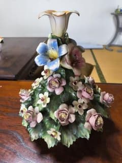 陶器製 花の置物 　カポディモンテのサムネイル