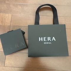 HERA ラッピング　紙袋＋箱セットのサムネイル