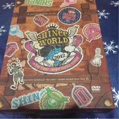 SHINee  FIRST JAPAN ARENA TOUR DVDのサムネイル