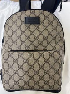 GUCCI グッチ　GGスプリームキャンバス　スモール　バックパックのサムネイル
