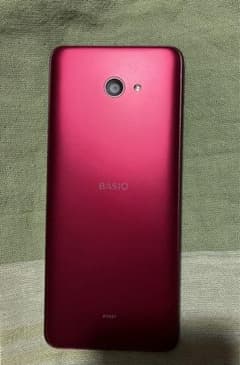 スマートフォン　BASIO KYV47 レッド BASIO 【美品】BASIO KYV47 au SIMロック解除済 32GB／3GB ワイン