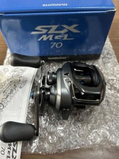 美品　シマノ　SLX MGL 70 ベイトリール　右　Rのサムネイル