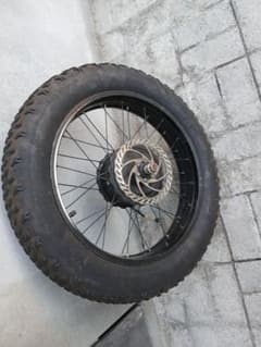 電動自転車用ホイール、20x4.0リムのサムネイル