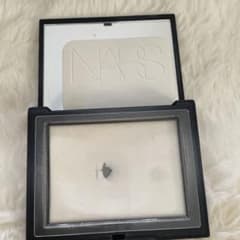 NARS ライトリフレクティング セッティングパウダー プレスト