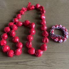 フラダンス　赤ククイセットのサムネイル
