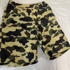 BAPE ベイプ　エイプ　ハーフパンツのサムネイル