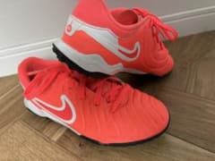 NIKE サッカー トレーニングシューズ ブライトレッドのサムネイル