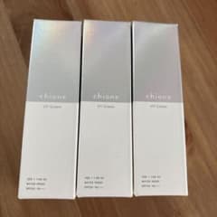 chione プリムラ UVクリーム 30g 3本セットのサムネイル