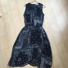 美品 レイカズン◎ペイズリー柄 マキシワンピ＊のサムネイル
