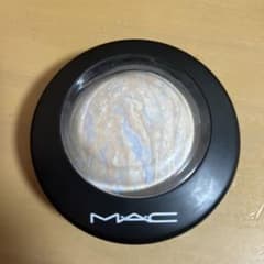 M・A・C ミネラライズ スキンフィニッシュ　ライトスカペードのサムネイル