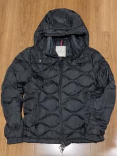 【最終値下げ中！早い者勝ち】Moncler MORANDIERES 定価約20万 最終値下げ中！早い者勝ち】Moncler MORANDIERES 定価約20万 - メルカリ