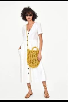 Zara✩ボタン付きミディ丈リネンワンピのサムネイル