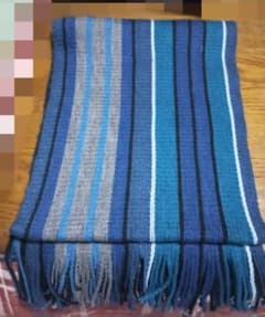 値下げ！！綺麗な発色マフラーのサムネイル