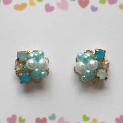 ♡ブルーパールビジューピアス♡のサムネイル