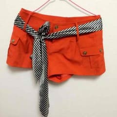 CECIL McBEEのサムネイル