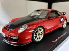 Porsche 911 GT2 RS ミニカー オートアート 赤 - メルカリ