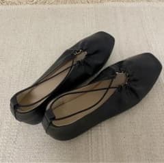 パンプス　バレエシューズ　黒　サンダル　美品のサムネイル