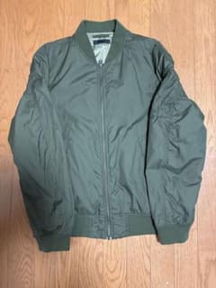 UNIQLO ユニクロ MA-1 フライトジャケット　Lのサムネイル