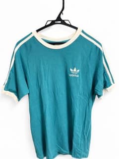 adidas tシャツのサムネイル