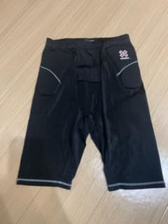 スノーボード　ヒップパッドのサムネイル