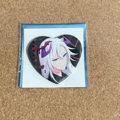 オトふゆ ランダム箔押しハート型缶バッジ ハニヴ アルヴィン - メルカリ