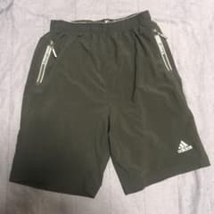 adidas トレーニングパンツ　黒　Lサイズのサムネイル