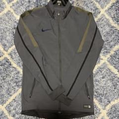 NIKE ジャージのサムネイル