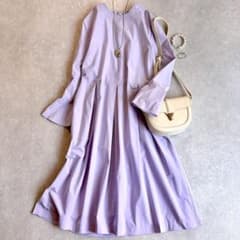 美品 ボールジィ ストレッチタフタボックスタックワンピース フレア袖