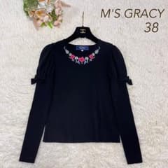 極美品 M'S GRACY 2024年 リボン刺繍 カットソー ブラック 38 極美品 M'S GRACY フラワー 刺繍 リボン ニット ブラック 38 - メルカリ