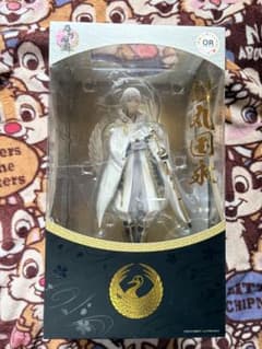 刀剣乱舞 フィギュア 鶴丸国永 1/8 特典チャーム付き - メルカリ