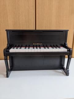 カワイ KAWAI ミニ ピアノブラック アップライトピアノのサムネイル