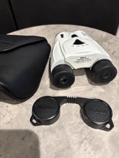 Nikon Sportstar Zoom 8-24x25 双眼鏡のサムネイル
