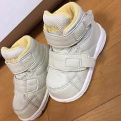 asics スクスク ファースト お値引き中のサムネイル