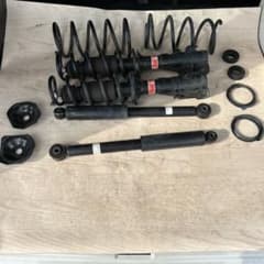 m56385975823_1.jpg?1756882437