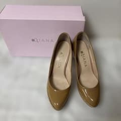 DIANA ベージュ ハイヒールのサムネイル