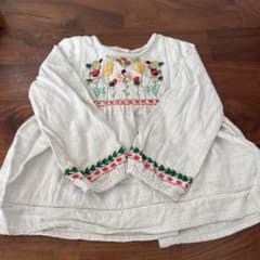 ZARA ザラキッズ　刺繍トップスのサムネイル